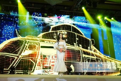Angelababy“”ֱC@G